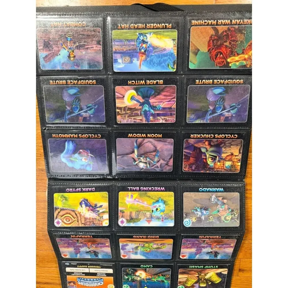 Large Skylanders Super Mario Nintendo Trading Card Collection Binder 100+ Cards